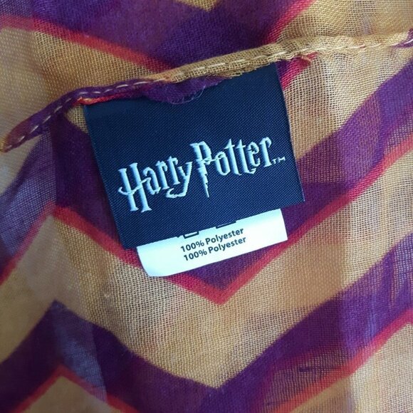 HARRY Potter Gryffindor House Hogwarts Lightweight Infinity Scarf Stripes - Picture 4 of 4
